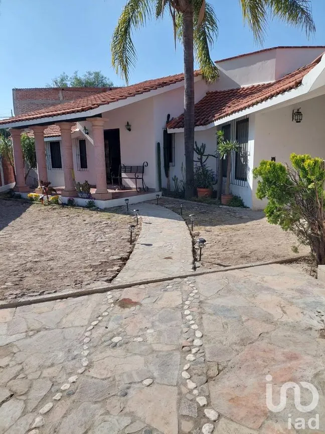 Casa en Venta en Praderas de La Hacienda, Celaya, Guanajuato | NEX-248375 | iad México | Foto 10 de 11