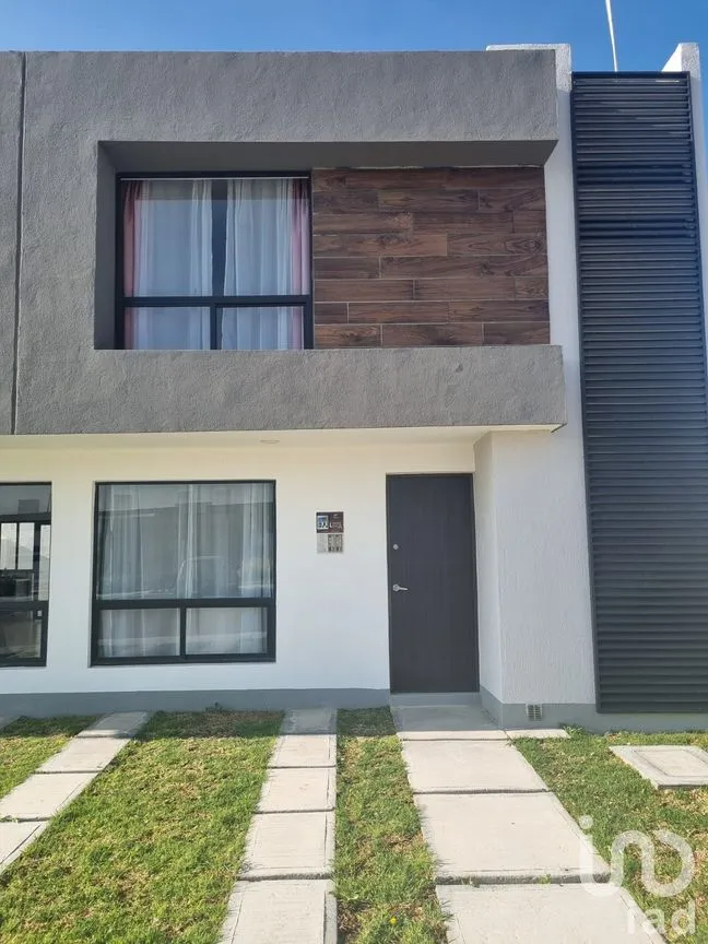 Casa en Venta en Terra Residencial, Celaya, Guanajuato | NEX-250039 | iad México | Foto 2 de 18