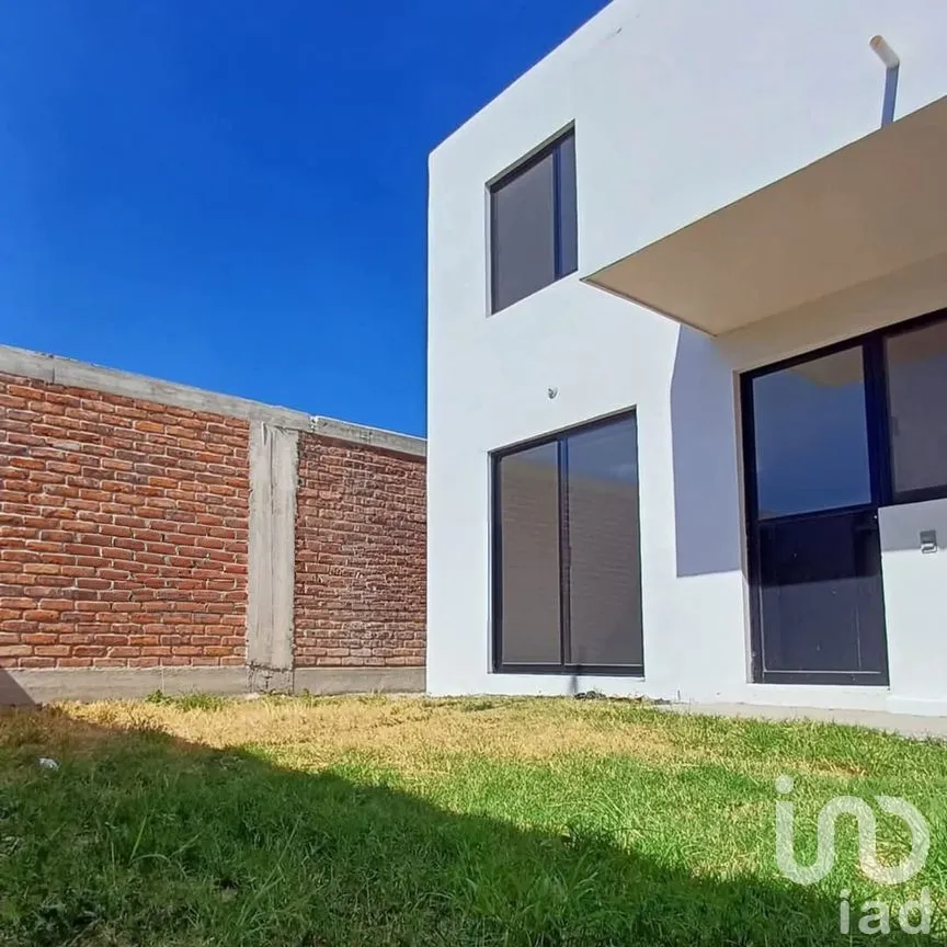 Casa en Venta en Ventanales de Santa María, Celaya, Guanajuato | NEX-251212 | iad México | Foto 2 de 18