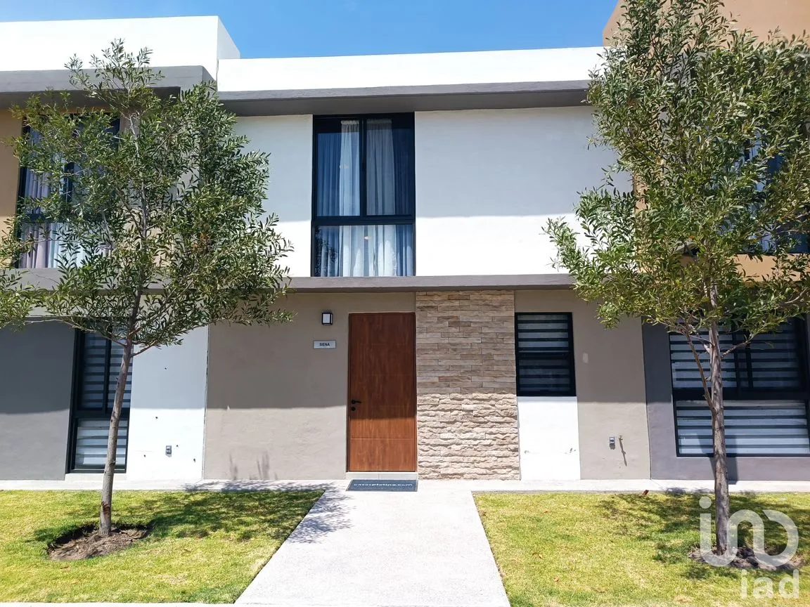 Casa en Venta en Ancona, Celaya, Guanajuato | NEX-255654 | iad México | Foto 1 de 14