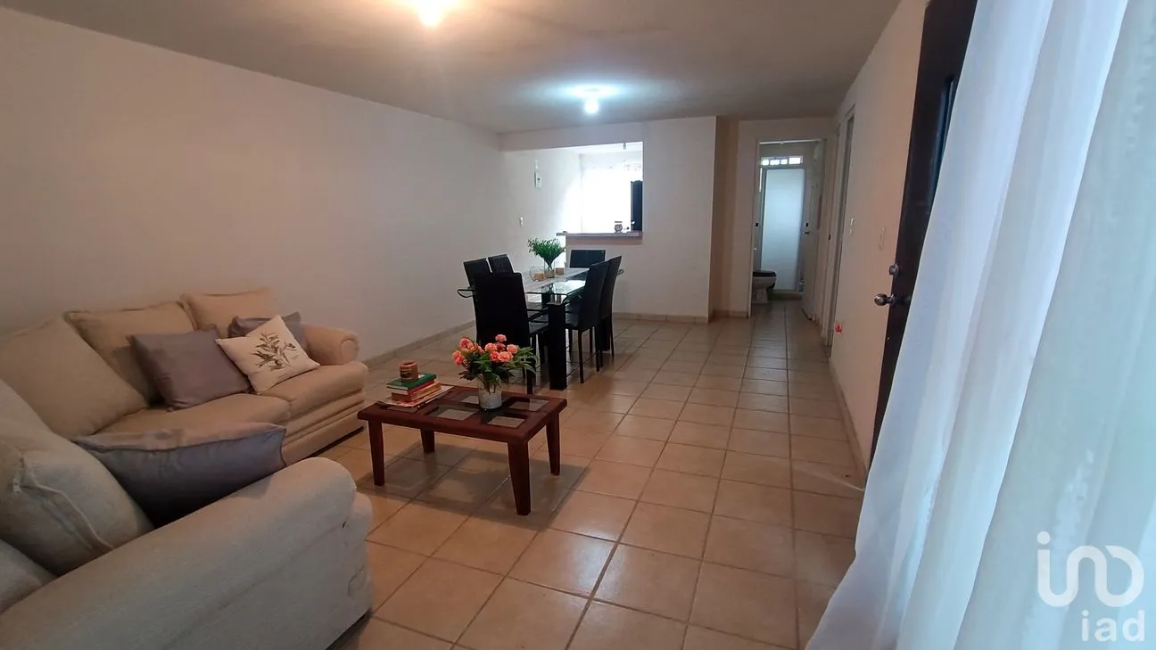 Casa en Venta en Jardines del Malecón, Celaya, Guanajuato | NEX-261190 | iad México | Foto 2 de 15