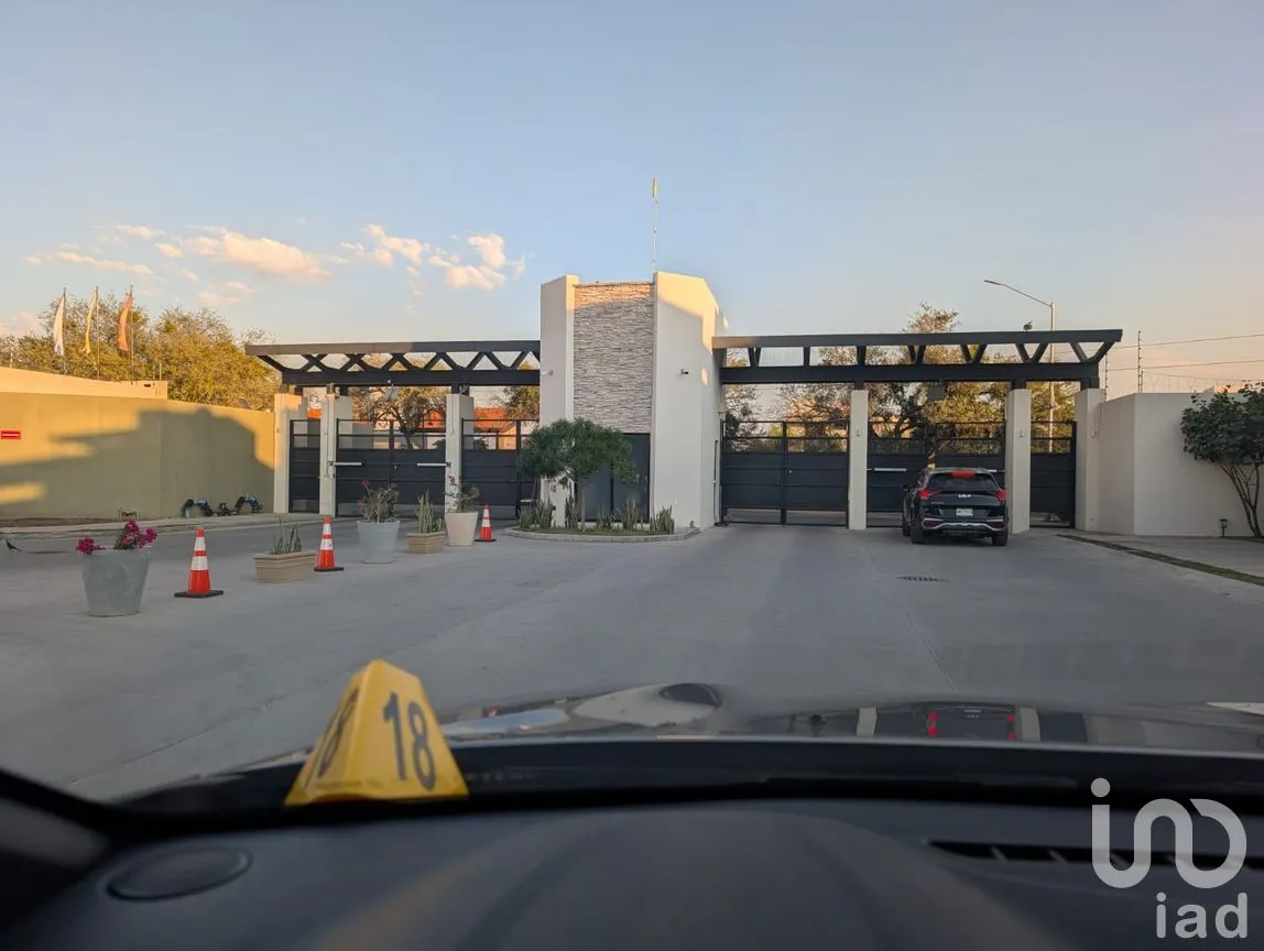 Casa en Venta en Puntarena Residencial, Celaya, Guanajuato | NEX-285259 | iad México | Foto 5 de 13