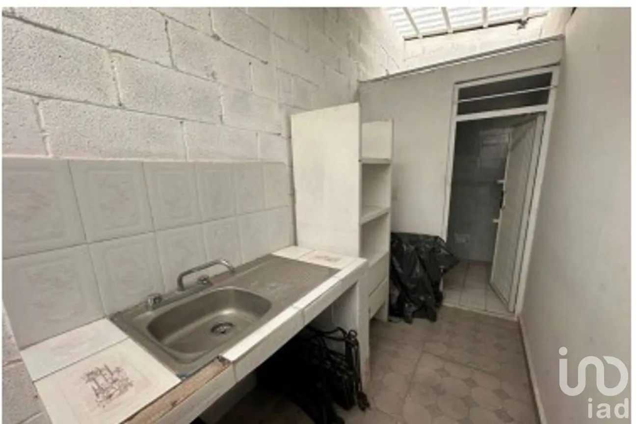 Bodega en Venta en Jardines de Celaya 1a Secc, Celaya, Guanajuato | NEX-285322 | iad México | Foto 12 de 15