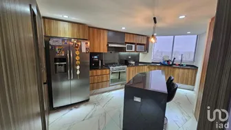 NEX-253052 - Departamento en Venta, con 3 recamaras, con 2 baños, con 157 m2 de construcción en Palmas Altas Residencial, CP 52787, México.