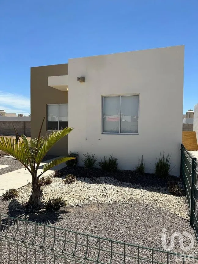 Casa en Venta en Villas de California, La Paz, Baja California Sur | NEX-248525 | iad México | Foto 1 de 21