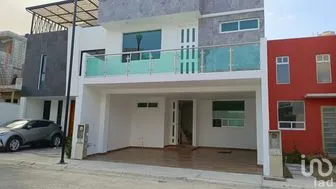 NEX-265523 - Casa en Venta, con 4 recamaras, con 4 baños, con 250 m2 de construcción en Pachuquilla, CP 42180, Hidalgo.