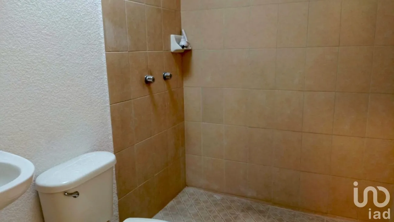Casa en Venta en Las Águilas, Mineral de la Reforma, Hidalgo | NEX-299437 | iad México | Foto 3 de 15