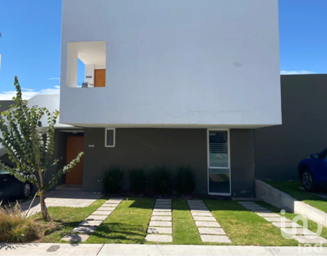 Casa en Venta en El Mirador, El Marqués, Querétaro | NEX-252368 | iad México | Foto 1 de 12