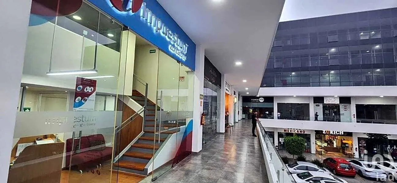 Local en Venta en Centro Sur, Querétaro, Querétaro | NEX-256931 | iad México | Foto 1 de 9