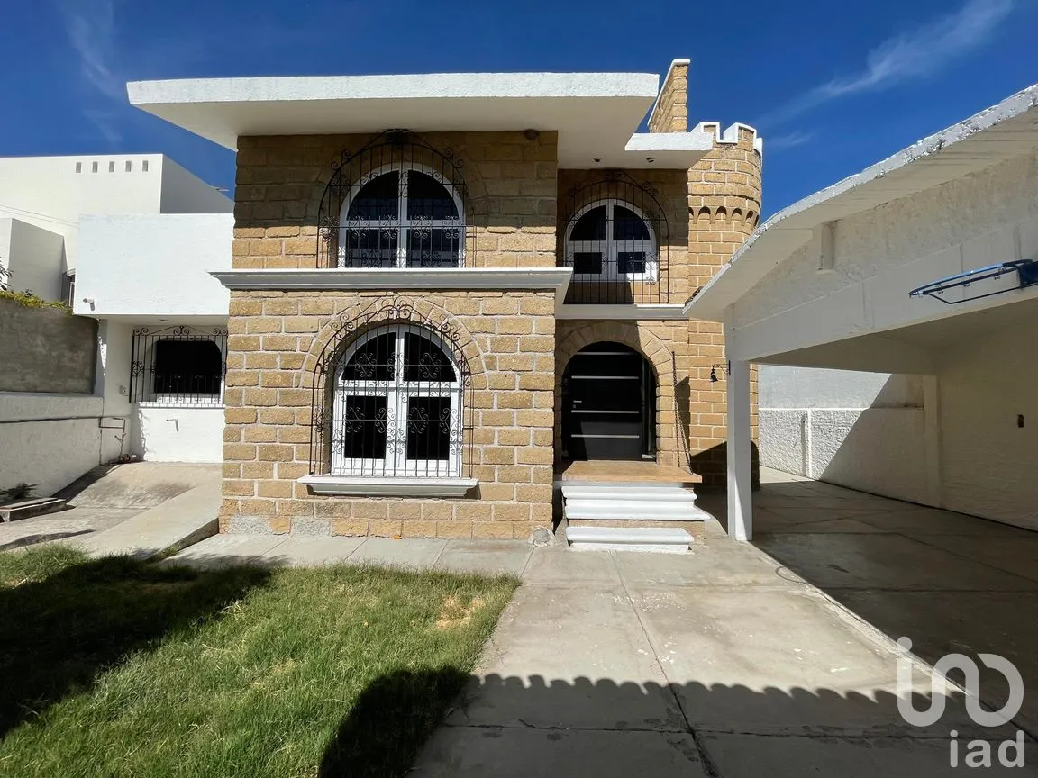 Casa en Venta en Jurica, Querétaro, Querétaro | NEX-257515 | iad México | Foto 1 de 18