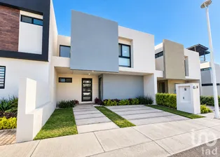 NEX-261200 - Casa en Venta, con 3 recamaras, con 2 baños, con 182 m2 de construcción.