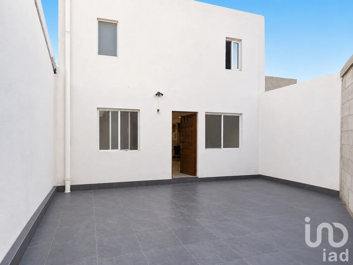 Casa en Venta en Villas del Cimatario, Querétaro, Querétaro | NEX-301810 | iad México | Foto 1 de 13