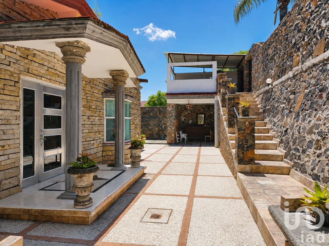 Casa en Venta en Campestre Huertas la Joya, Querétaro, Querétaro | NEX-306023 | iad México | Foto 1 de 28