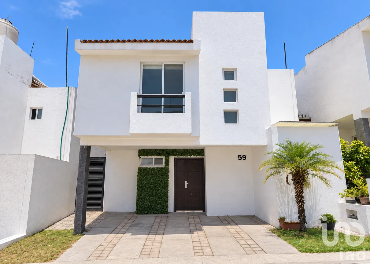 Casa en Venta en Balcones de Vista Real, Corregidora, Querétaro | NEX-308545 | iad México | Foto 1 de 19