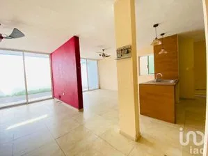 NEX-243970 - Casa en Venta, con 3 recamaras, con 2 baños, con 196 m2 de construcción.
