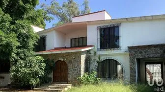 NEX-256704 - Casa en Venta, con 2 recamaras, con 3 baños, con 512 m2 de construcción.