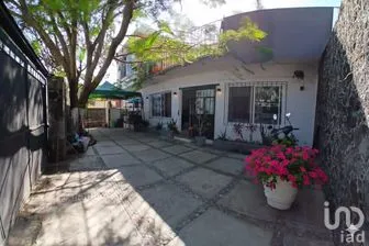 NEX-287551 - Casa en Venta, con 4 recamaras, con 2 baños, con 148 m2 de construcción en Acapatzingo, CP 62493, Morelos.