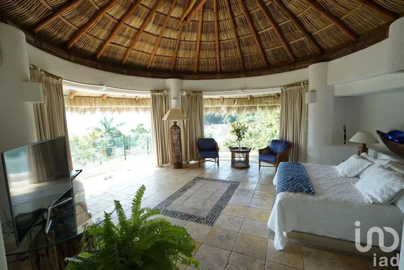 Casa en Venta en Las Brisas 1, Acapulco de Juárez, Guerrero | NEX-287548 | iad México | Foto 2 de 25