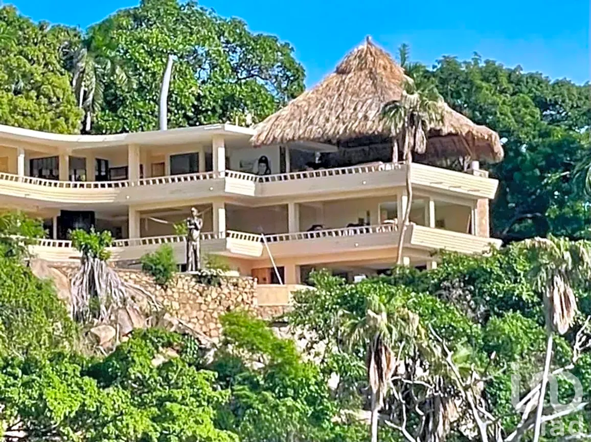 Casa en Venta en Las Playas, Acapulco de Juárez, Guerrero | NEX-287765 | iad México | Foto 1 de 28