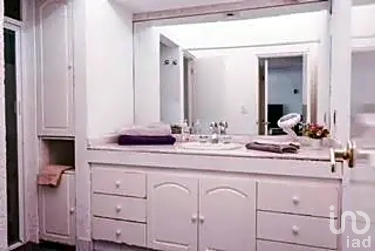 Casa en Venta en Las Águilas, Álvaro Obregón, Ciudad de México | NEX-287814 | iad México | Foto 8 de 38