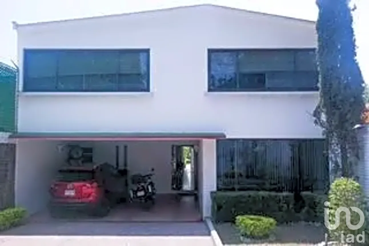 Casa en Venta en Las Águilas, Álvaro Obregón, Ciudad de México | NEX-287814 | iad México | Foto 1 de 38