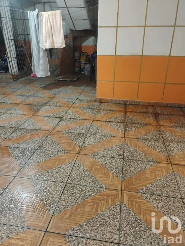 Casa en Venta en Jaime Torres Bodet, Tláhuac, Ciudad de México | NEX-260628 | iad México | Foto 3 de 24