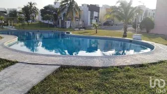 NEX-286416 - Casa en Venta, con 2 recamaras, con 1 baño, con 77 m2 de construcción en Banus, CP 95266, Veracruz de Ignacio de la Llave.