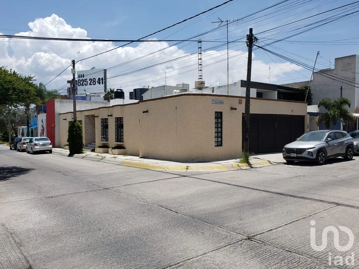 Local en Renta en Villas del Pedregal, San Luis Potosí, San Luis Potosí | NEX-256013 | iad México | Foto 1 de 17