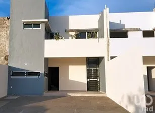 NEX-262832 - Casa en Venta, con 3 recamaras, con 3 baños, con 172 m2 de construcción.