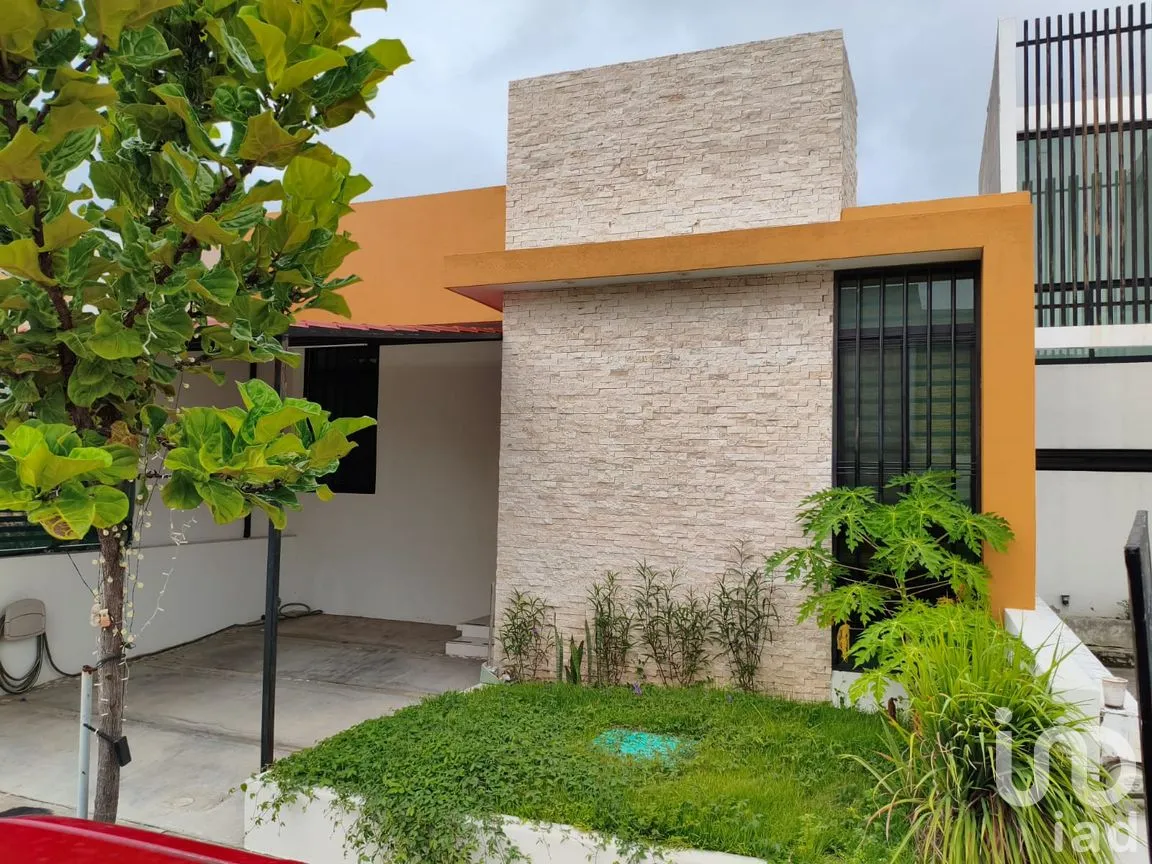 Casa en Venta en Colinas del Real, Villa de Álvarez, Colima | NEX-264656 | iad México | Foto 1 de 7