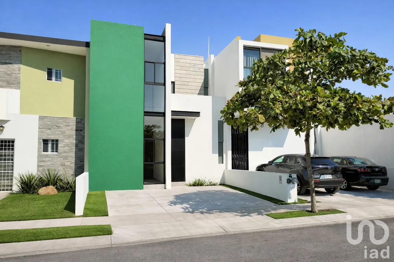 Casa en Venta en El Cortijo, Villa de Álvarez, Colima | NEX-283256 | iad México | Foto 1 de 12
