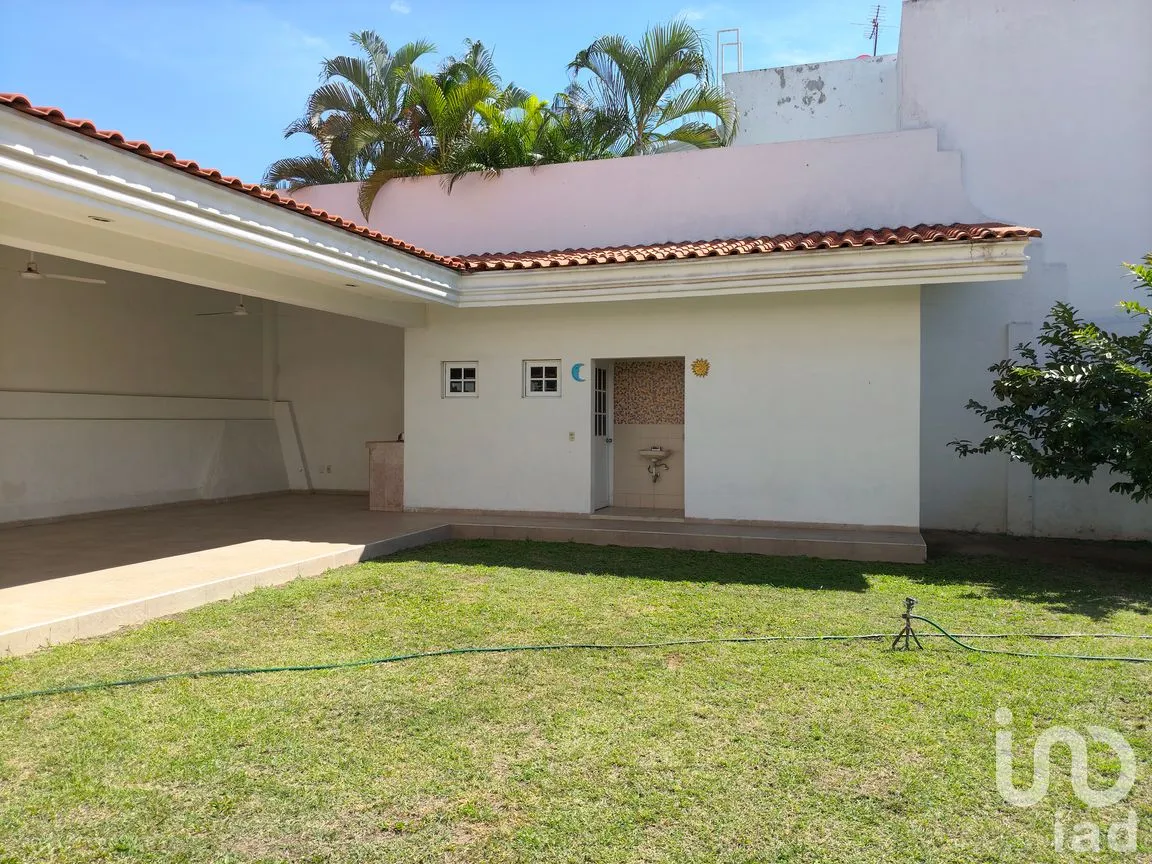 Casa en Venta en Jardines Vista Hermosa, Colima, Colima | NEX-286225 | iad México | Foto 5 de 15