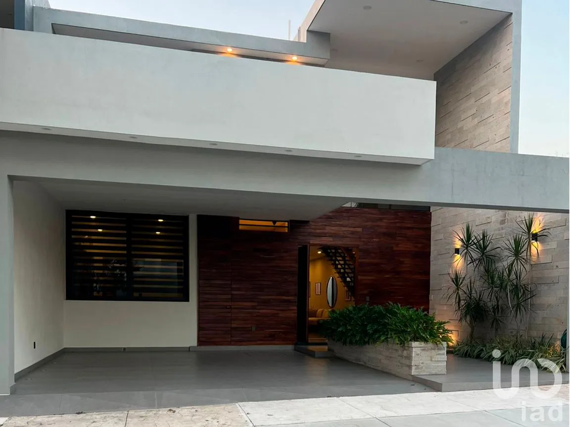 Casa en Venta en Real Hacienda, Villa de Álvarez, Colima | NEX-289621 | iad México | Foto 1 de 15