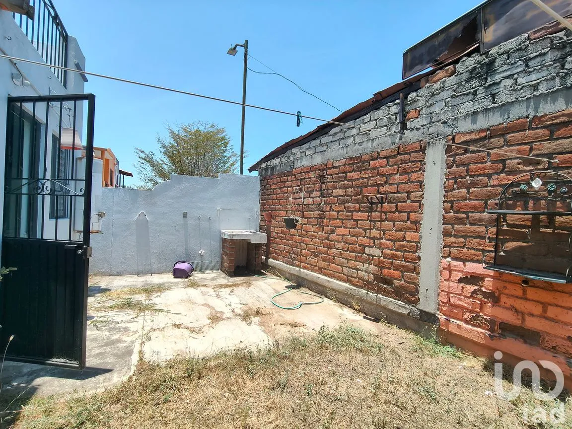 Casa en Venta en Jardines del Llano, Villa de Álvarez, Colima | NEX-298724 | iad México | Foto 9 de 19