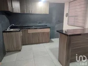 NEX-263190 - Departamento en Venta, con 2 recamaras, con 1 baño, con 70 m2 de construcción.