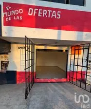 NEX-263793 - Local en Renta, con 1 recamara, con 1 baño, con 24 m2 de construcción.