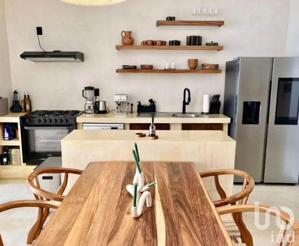 Casa en Venta en Bosques del Poniente, Mérida, Yucatán | NEX-244972 | iad México | Foto 4 de 8