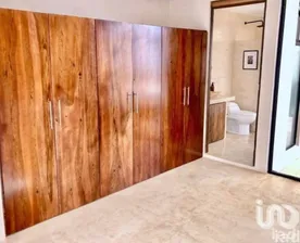 NEX-256442 - Casa en Renta, con 4 recamaras, con 2 baños, con 100 m2 de construcción.