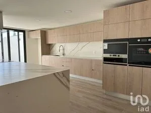 NEX-264037 - Departamento en Renta, con 2 recamaras, con 2 baños, con 300 m2 de construcción.