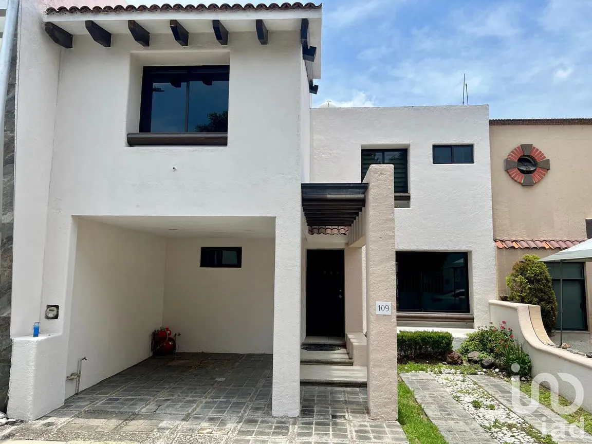 Casa en Venta en Bosques de Saint Germain, San Pedro Cholula, Puebla | NEX-250954 | iad México | Foto 2 de 9