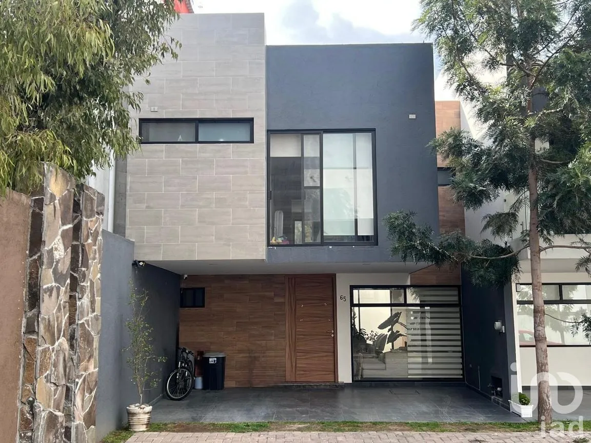 Casa en Venta en Bello Horizonte, Puebla, Puebla | NEX-256271 | iad México | Foto 1 de 10