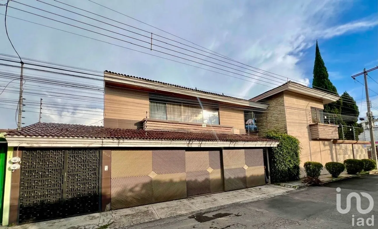 Casa en Venta en Bugambilias, Puebla, Puebla | NEX-259872 | iad México | Foto 2 de 10