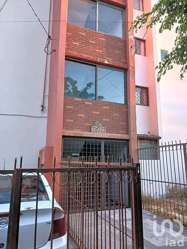 Departamento en Venta en Bosques de La Victoria, Guadalajara, Jalisco | NEX-250658 | iad México | Foto 3 de 4