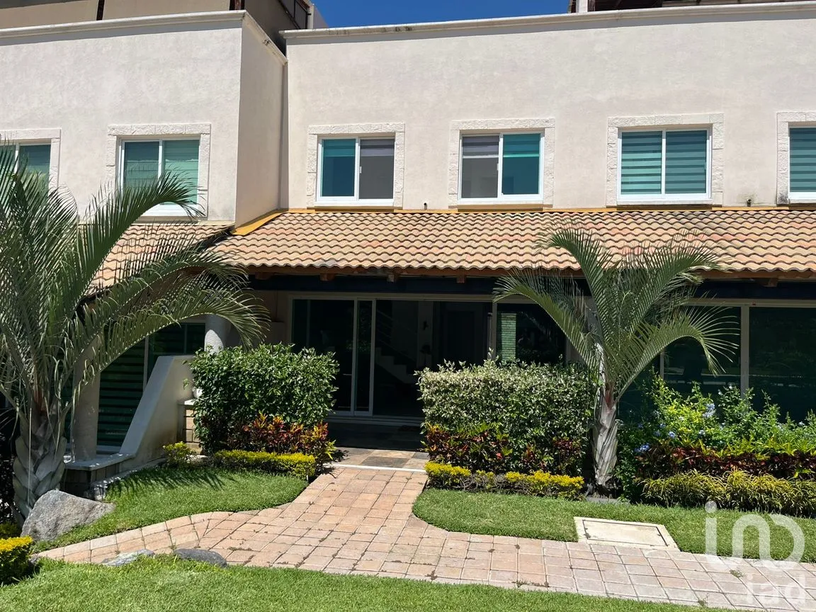 Casa en Renta en Cumbres Tulipanes, Xochitepec, Morelos | NEX-261191 | iad México | Foto 1 de 15