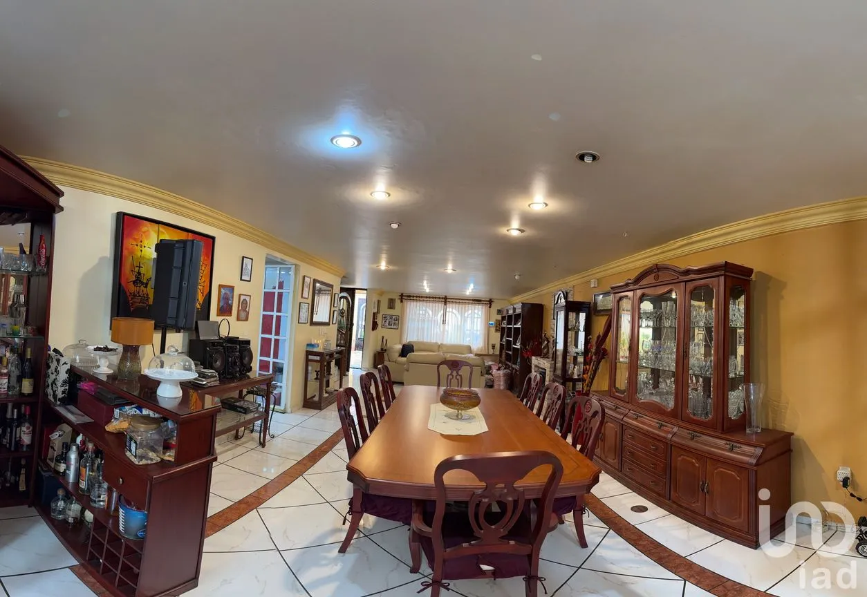 Casa en Venta en Presidentes Ejidales 2a Sección, Coyoacán, Ciudad de México | NEX-254581 | iad México | Foto 1 de 16