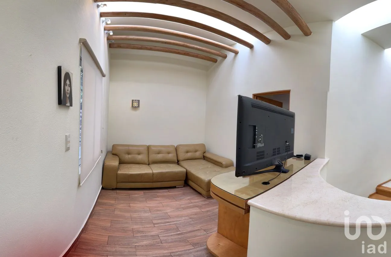 Casa en Venta en Fuentes de Tepepan, Tlalpan, Ciudad de México | NEX-254583 | iad México | Foto 3 de 23