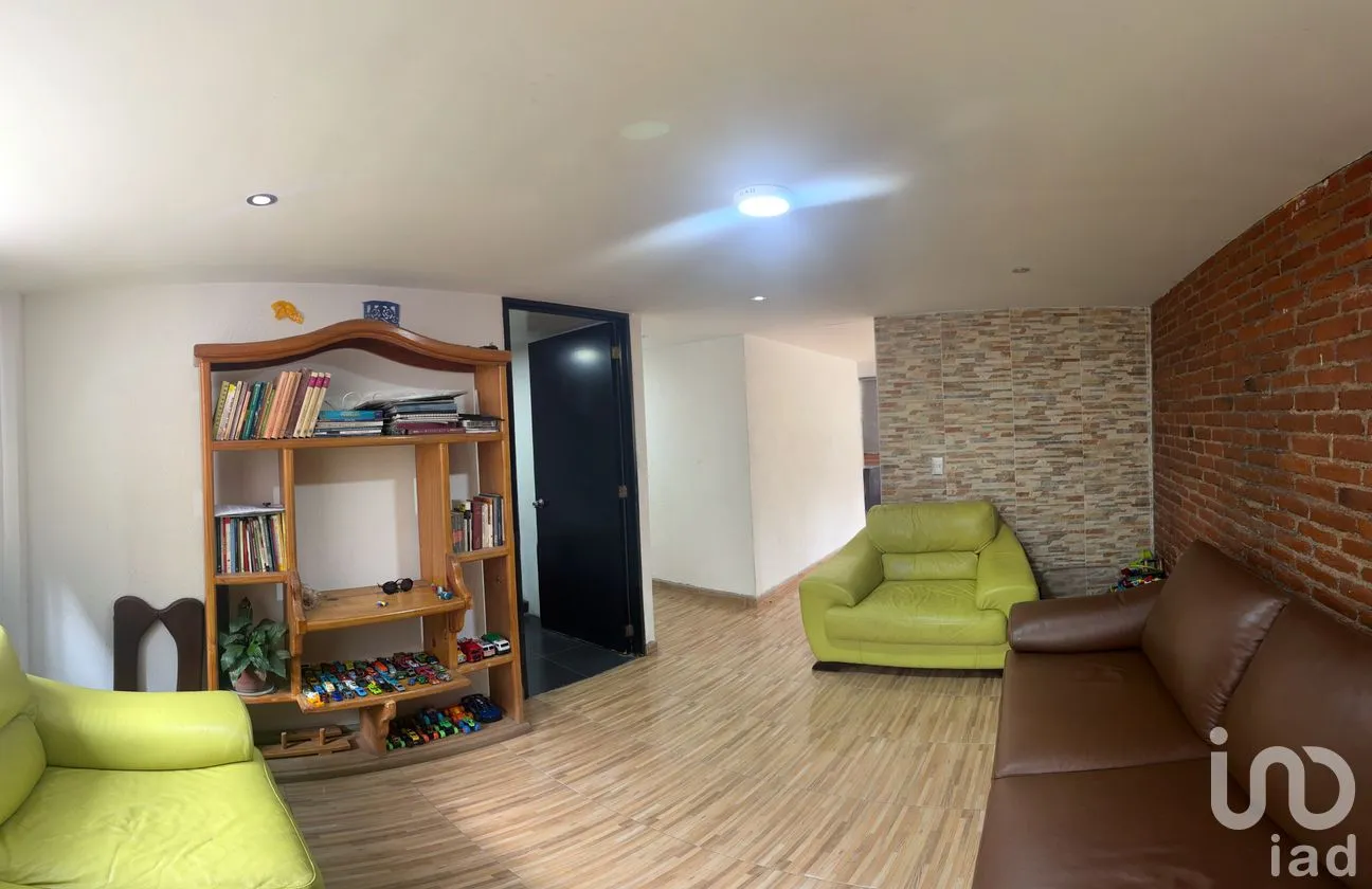 Casa en Venta en Cuevitas, Álvaro Obregón, Ciudad de México | NEX-254597 | iad México | Foto 1 de 14