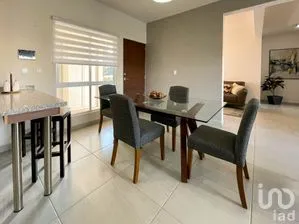 NEX-255860 - Departamento en Venta, con 2 recamaras, con 2 baños, con 90 m2 de construcción en Las Américas, CP 55076, México.