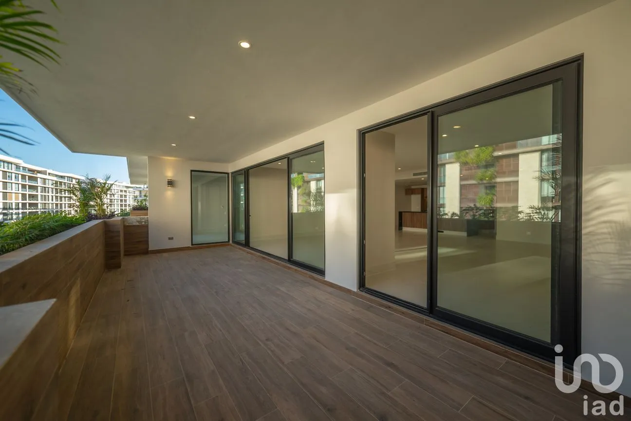 Departamento en Venta en Zona Hotelera, Benito Juárez, Quintana Roo | NEX-255933 | iad México | Foto 1 de 29