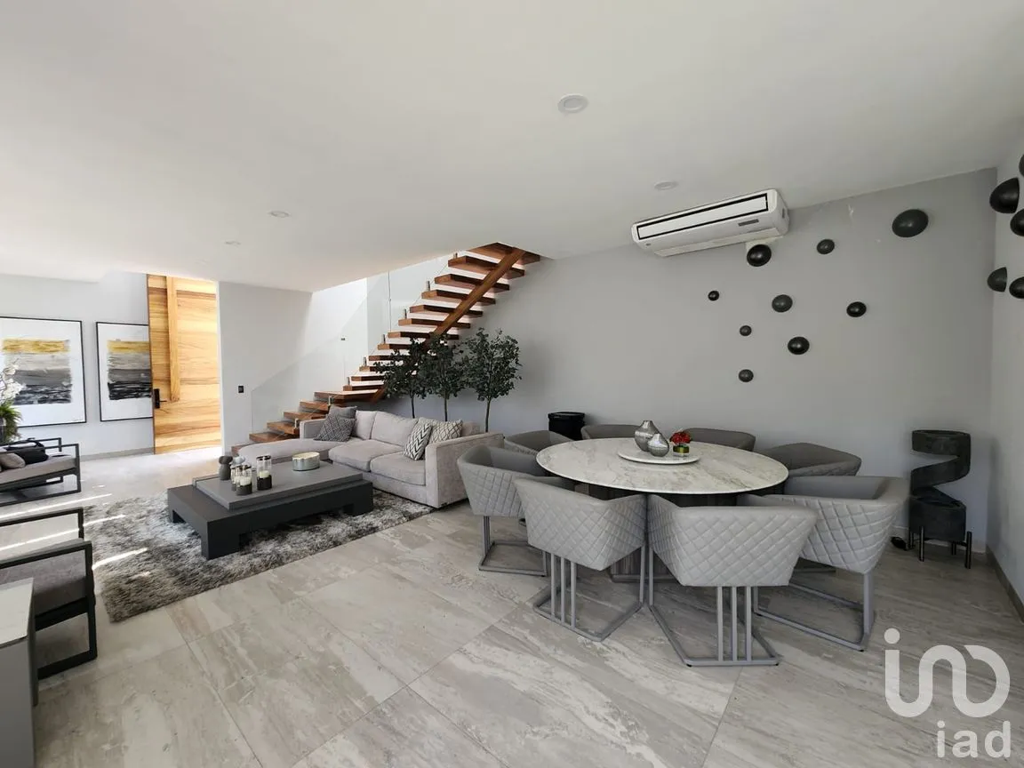 Casa en Venta en Delicias, Cuernavaca, Morelos | NEX-257455 | iad México | Foto 2 de 14